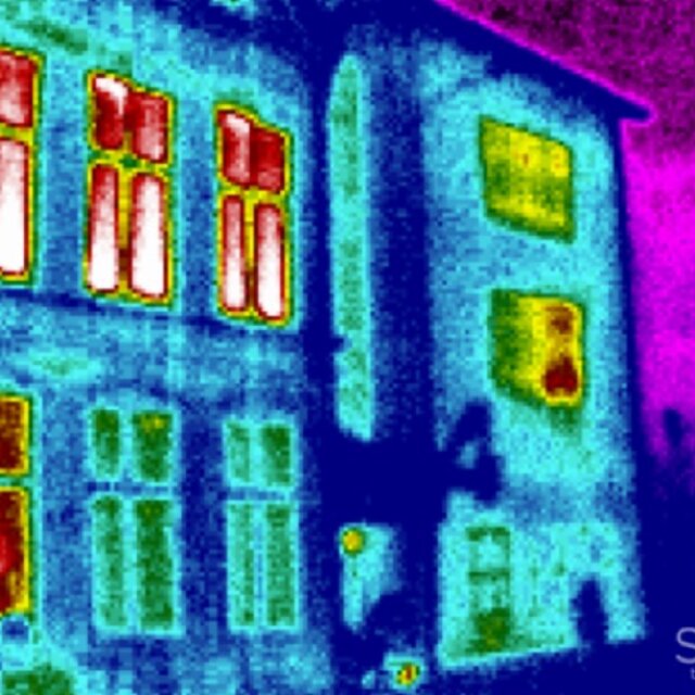 Heat loss through the facade