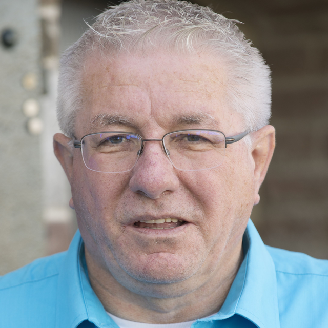 Koos Lucas over de pelletkachel van Fort Bakkerskil